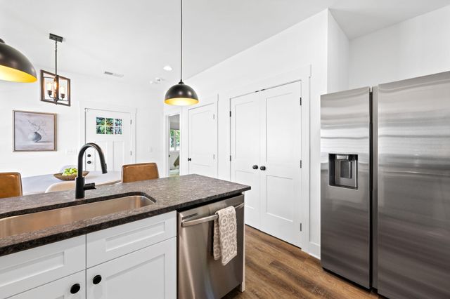 1417 E 50th Street, Chattanooga, TN 37407