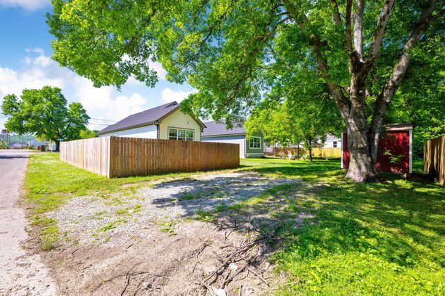 1417 E 50th Street, Chattanooga, TN 37407