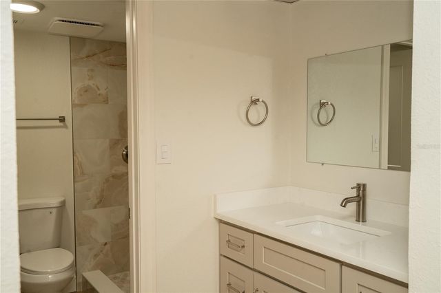 661 POINSETTIA AVENUE 108, Clearwater Beach, FL 33767