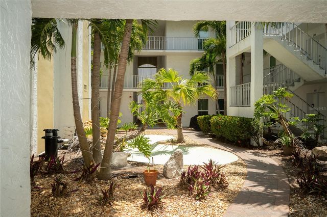 661 POINSETTIA AVENUE 108, Clearwater Beach, FL 33767