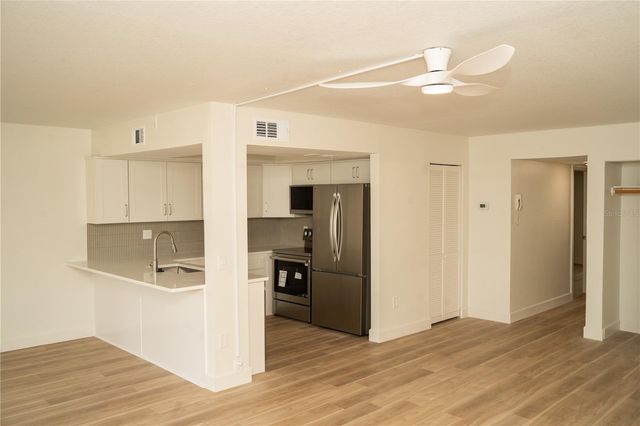 661 POINSETTIA AVENUE 108, Clearwater Beach, FL 33767