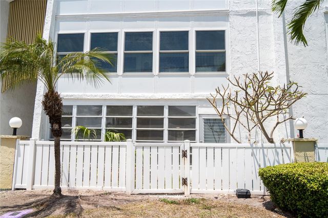 661 POINSETTIA AVENUE 108, Clearwater Beach, FL 33767