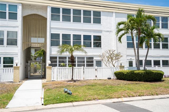 661 POINSETTIA AVENUE 108, Clearwater Beach, FL 33767