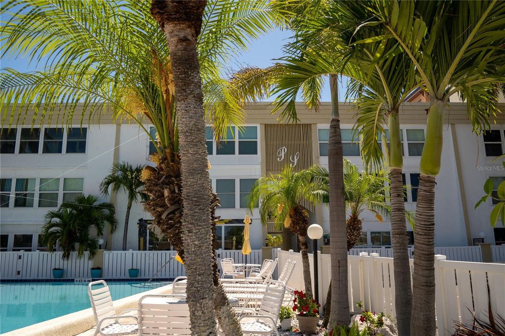 661 POINSETTIA AVENUE 108, Clearwater Beach, FL 33767