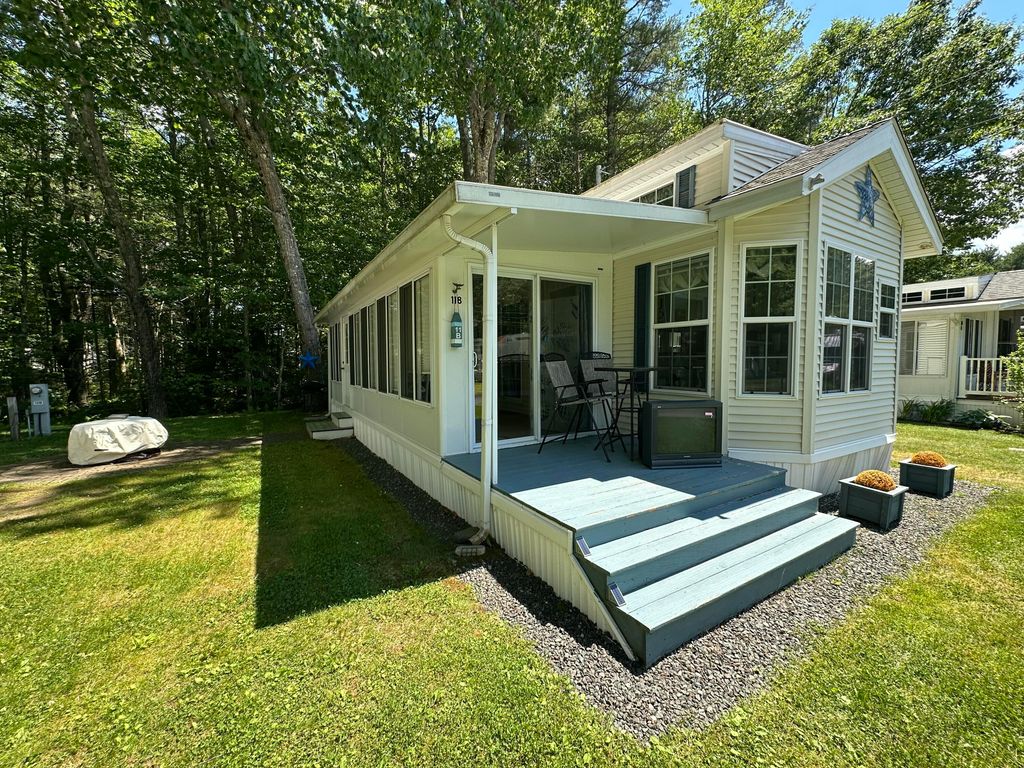 23 College Drive 11B, Wells, ME 04090 — exterior