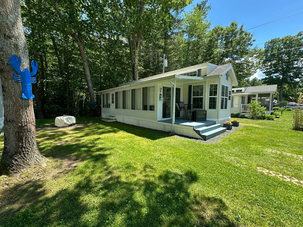 23 College Drive 11B, Wells, ME 04090 — photo 2