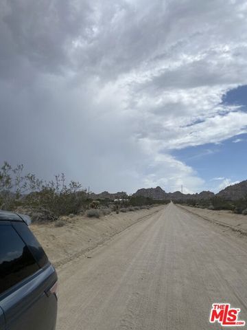 6700 California Avenue, Joshua Tree, CA 92252