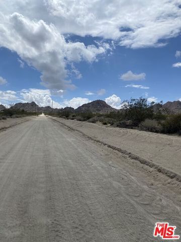 6700 California Avenue, Joshua Tree, CA 92252