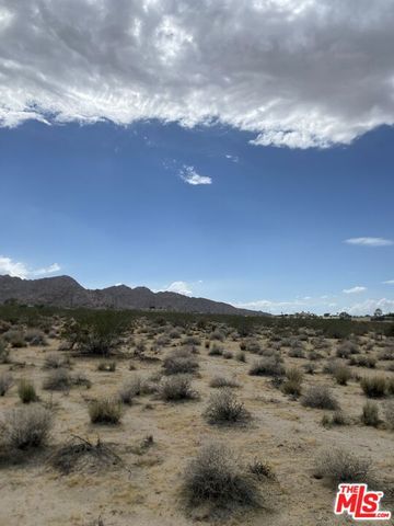 6700 California Avenue, Joshua Tree, CA 92252