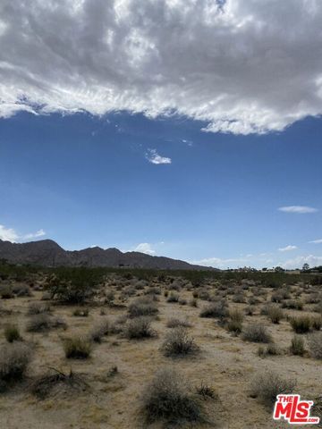6700 California Avenue, Joshua Tree, CA 92252
