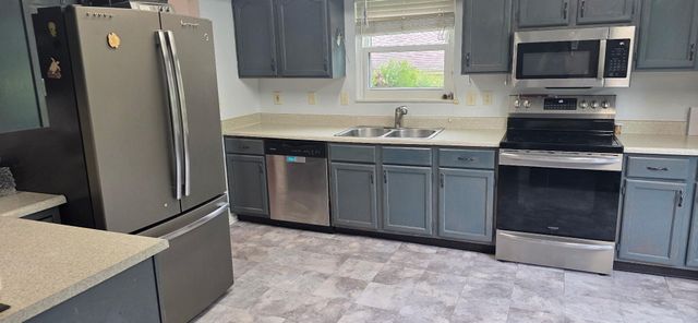 2054 Bridgette Lane, Hebron, KY 41048