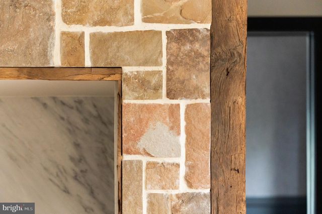 4283 38TH ST N, Arlington, VA 22207