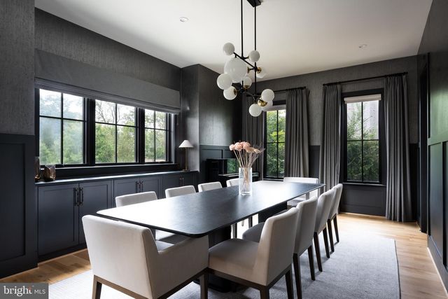 4283 38TH ST N, Arlington, VA 22207