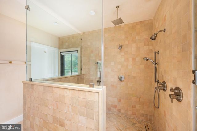 4283 38TH ST N, Arlington, VA 22207