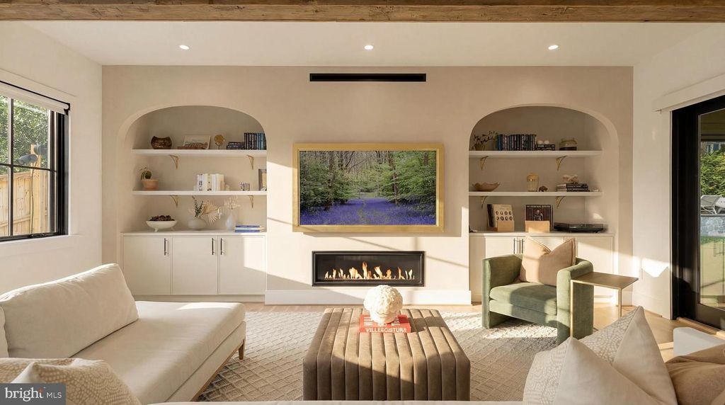 Image 8 of property listing at 4283 38TH ST N, Arlington, VA 22207