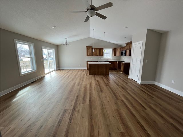 303 SE 2nd Street, Ogden, IA 50212