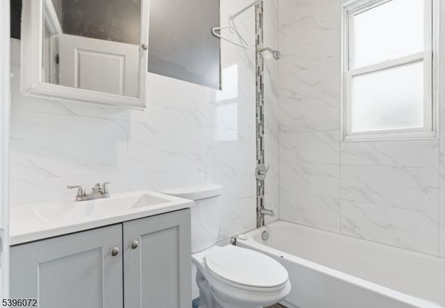 53 Stockman Pl, Irvington Twp., NJ 07111