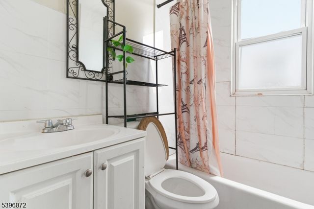 53 Stockman Pl, Irvington Twp., NJ 07111