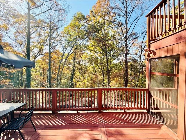 175 River Court Parkway, Atlanta, GA 30328