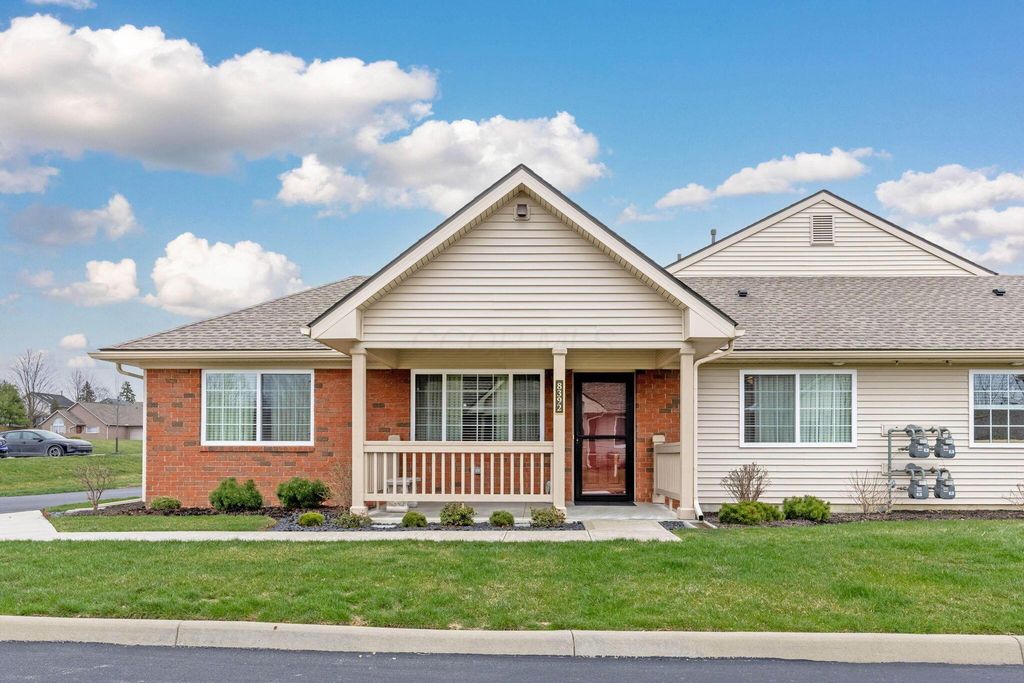 8392 Taylor Chase Drive, Reynoldsburg, OH 43068