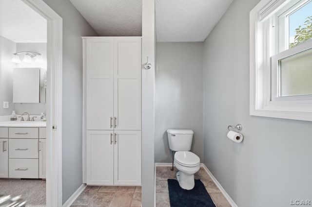 14381 Killybegs Lane, Cement City, MI 49233