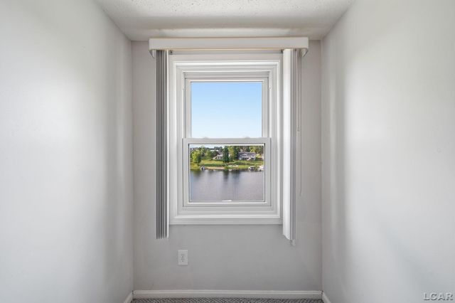 14381 Killybegs Lane, Cement City, MI 49233