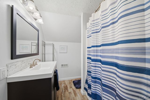14381 Killybegs Lane, Cement City, MI 49233