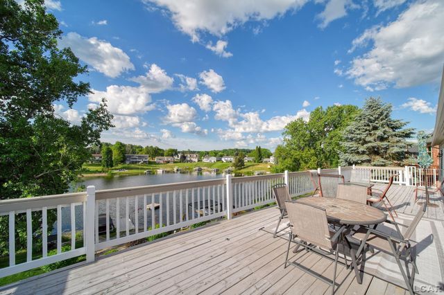 14381 Killybegs Lane, Cement City, MI 49233