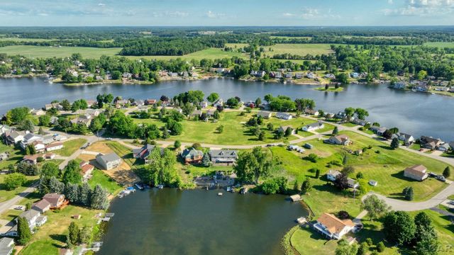 14381 Killybegs Lane, Cement City, MI 49233