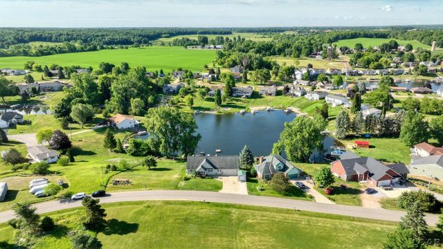 14381 Killybegs Lane, Cement City, MI 49233