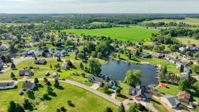 14381 Killybegs Lane, Cement City, MI 49233
