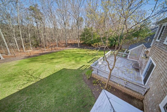 53 Sadys Ln, Falmouth, MA 02536