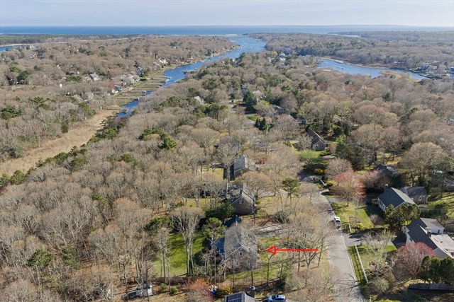 53 Sadys Ln, Falmouth, MA 02536