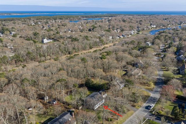 53 Sadys Ln, Falmouth, MA 02536