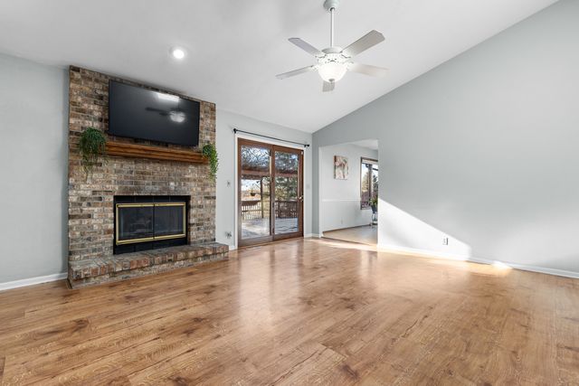 7467 Mccurry Road, Roscoe, IL 61073