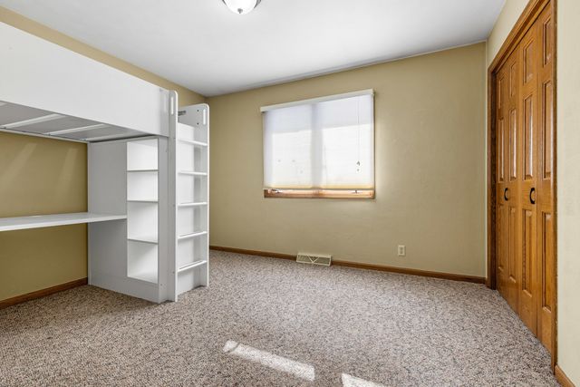 7467 Mccurry Road, Roscoe, IL 61073