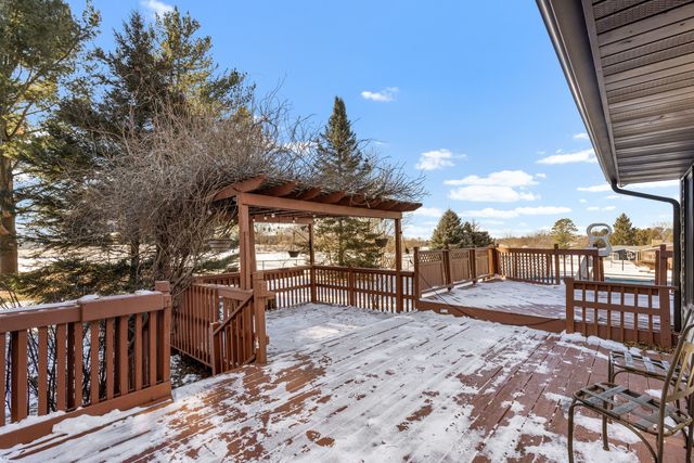 7467 Mccurry Road, Roscoe, IL 61073