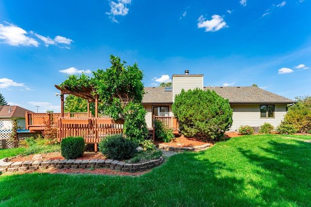 7467 Mccurry Road, Roscoe, IL 61073