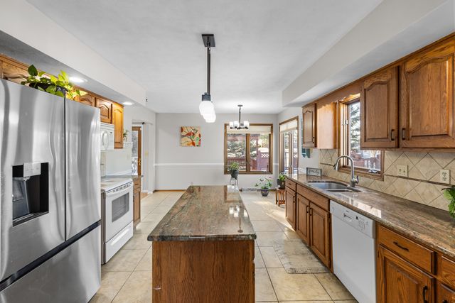 7467 Mccurry Road, Roscoe, IL 61073