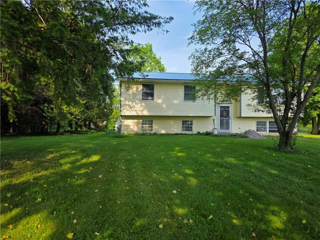 5088 Arcadia Zurich Norris Road, Sodus, NY 14551