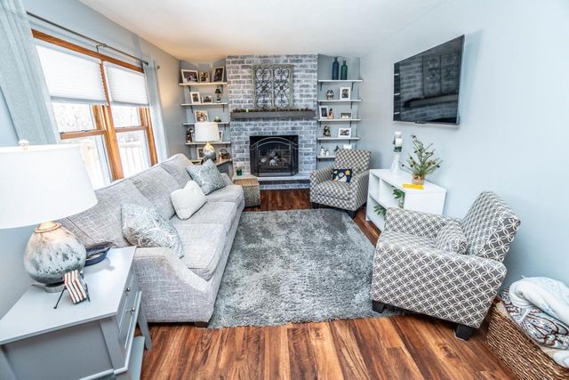 1574 Parkway DRIVE, Port Washington, WI 53074