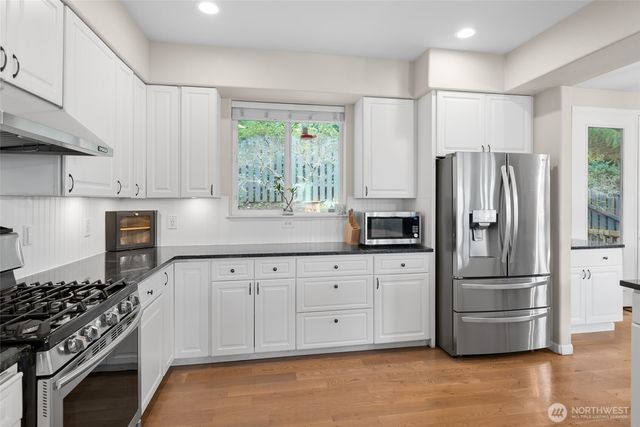 3713 Cedar Glen Way, Anacortes, WA 98221