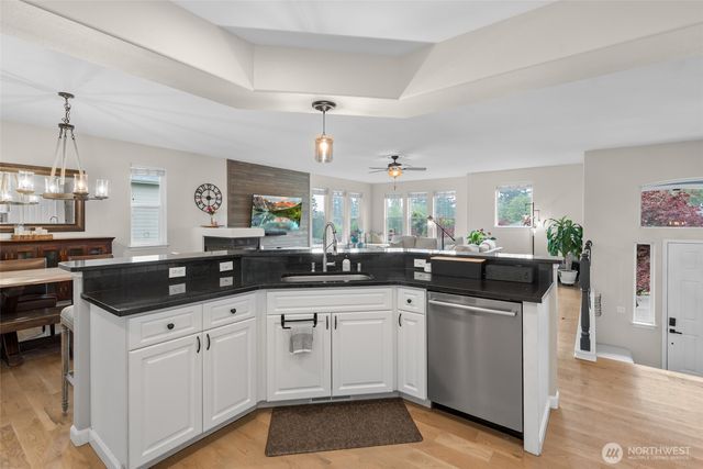 3713 Cedar Glen Way, Anacortes, WA 98221