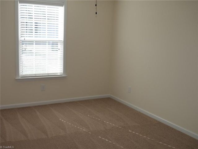 3225 Hyde Place Circle, Winston-salem, NC 27103