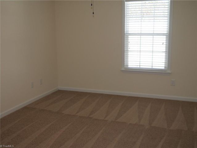 3225 Hyde Place Circle, Winston-salem, NC 27103