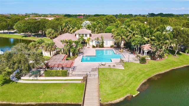 2557 Centergate Dr 103, Miramar, FL 33025