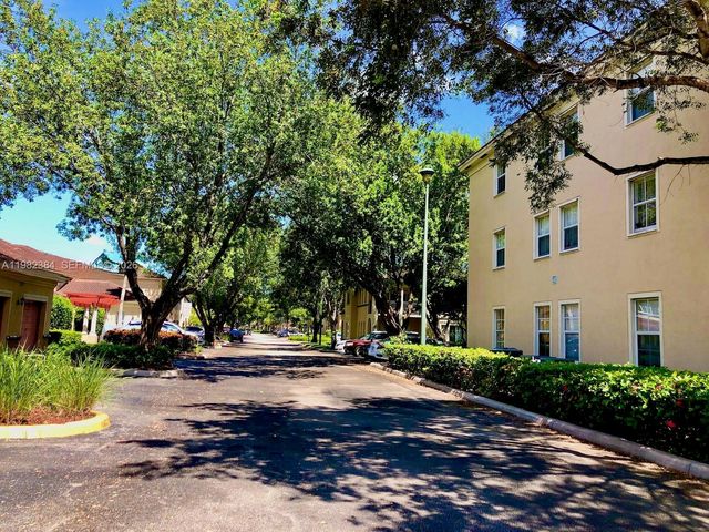 2557 Centergate Dr 103, Miramar, FL 33025