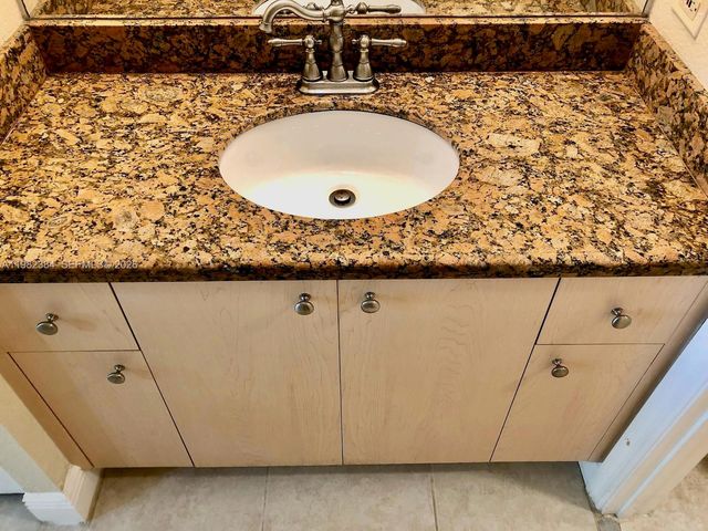 2557 Centergate Dr 103, Miramar, FL 33025