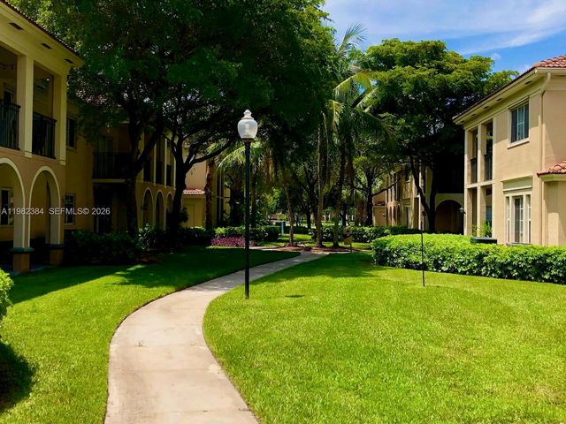 2557 Centergate Dr 103, Miramar, FL 33025