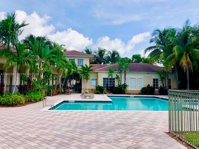 2557 Centergate Dr 103, Miramar, FL 33025